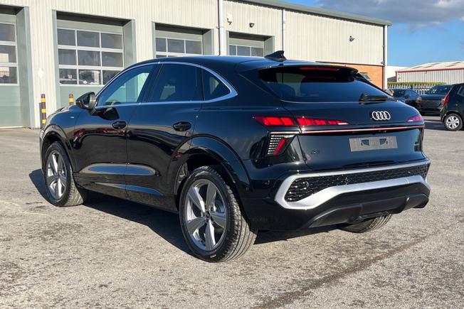 AUDI  Q3 Sportback Photo 56