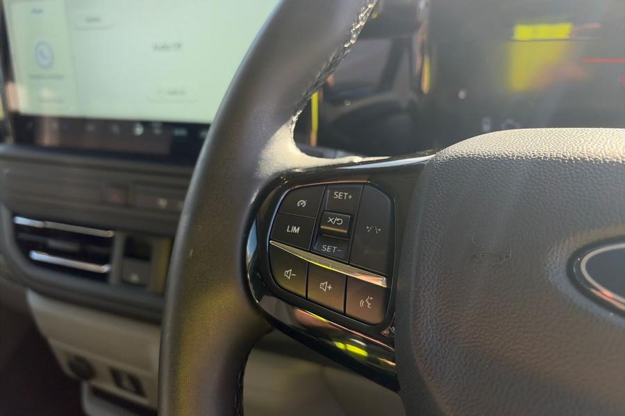 Ford TRANSIT CUSTOM Photo autoimg-955ca3e1b1f1bef0899e1f633fb42b43fc9cdc65.jpg