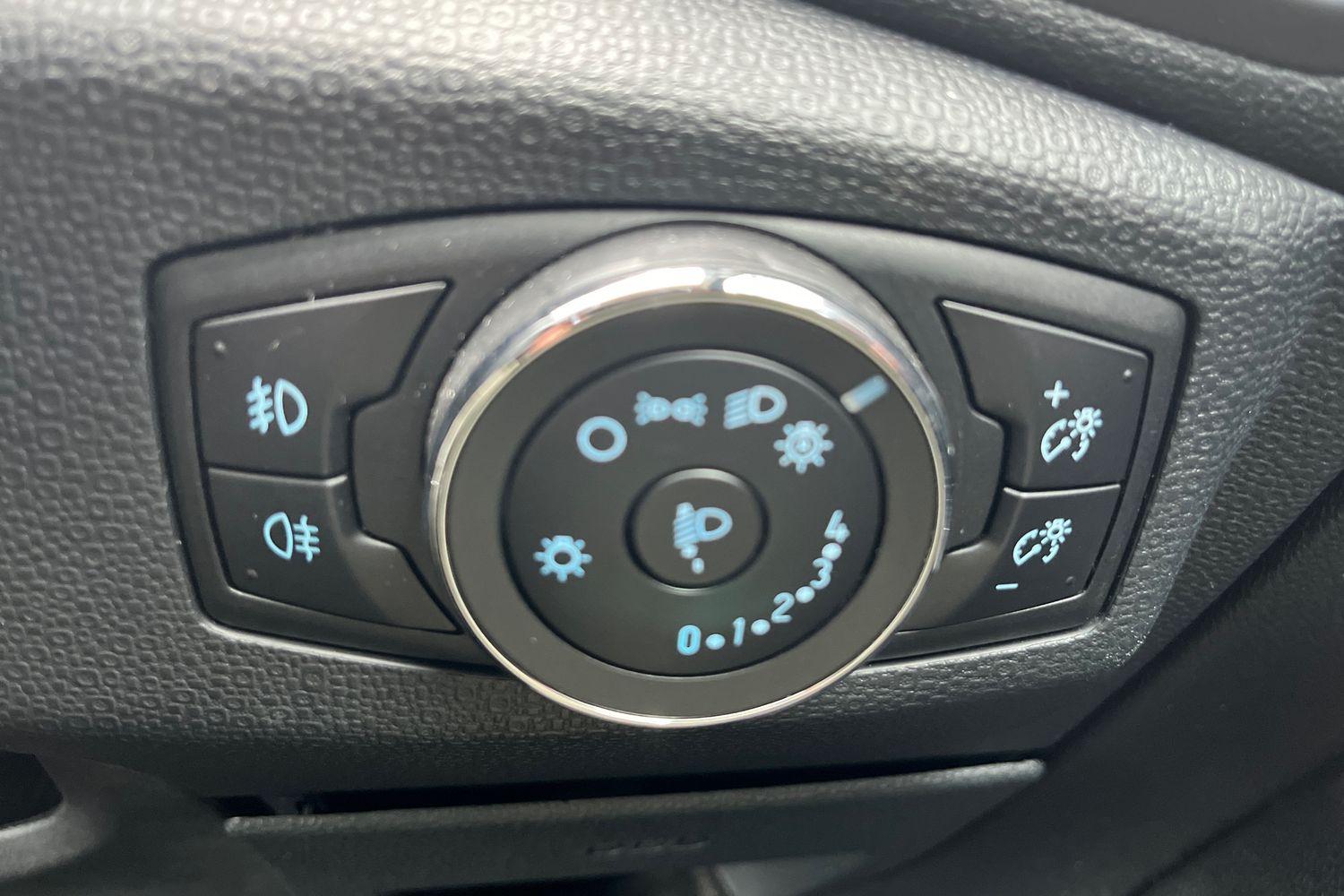 Ford ECOSPORT Photo 29