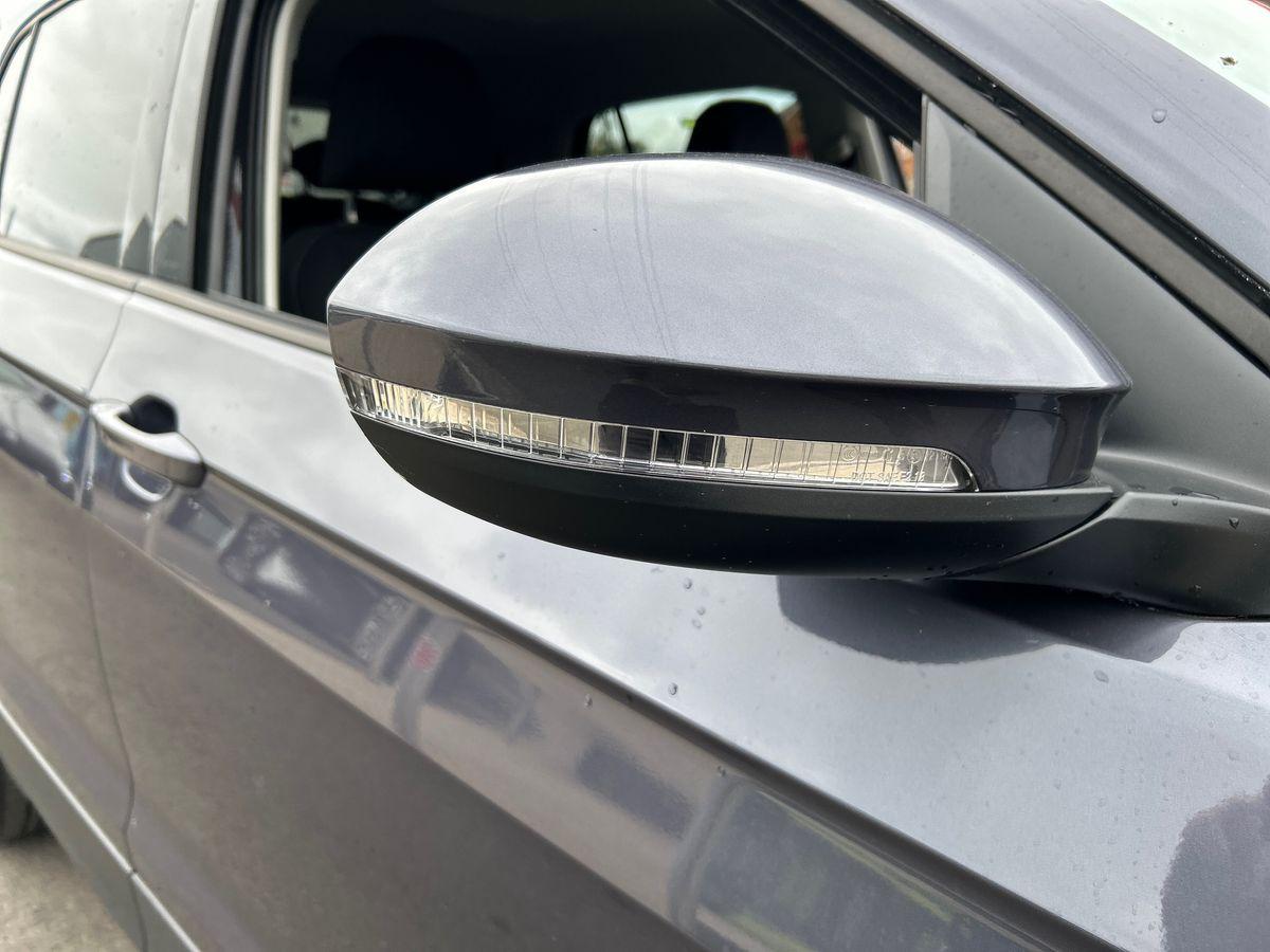 Volkswagen T-Cross Photo autoimg-9562c834603a8bc107fb711c76dfb76aae3282fa.jpg