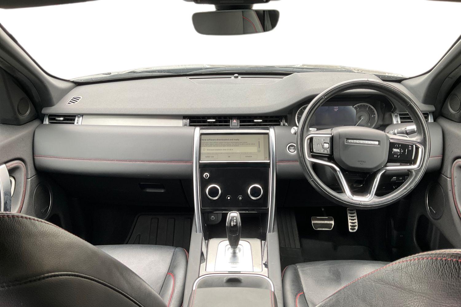 Land Rover Discovery Sport Photo 9