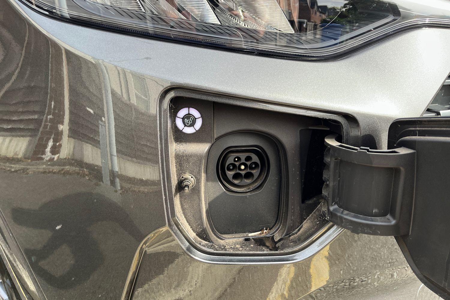 Ford TOURNEO CUSTOM Photo 22