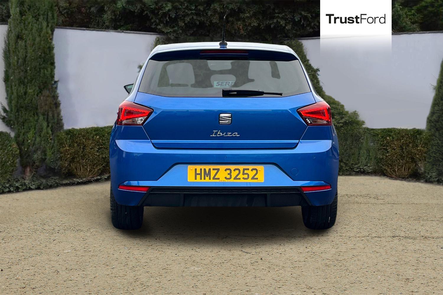 SEAT IBIZA Photo 6