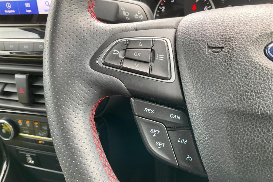 Ford ECOSPORT Photo autoimg-95726b6c7dd6ca64c5e8578dcb7b6a0d1bb1dd96.jpg