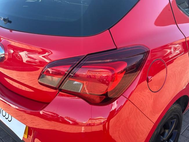 VAUXHALL Corsa Photo 18