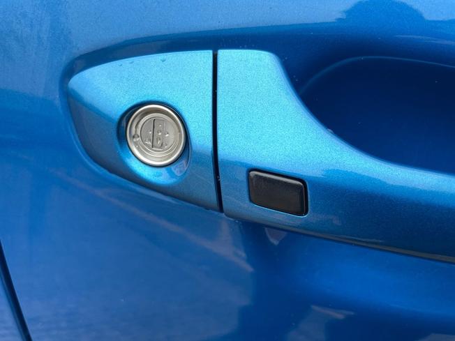 KIA Stonic Photo 23