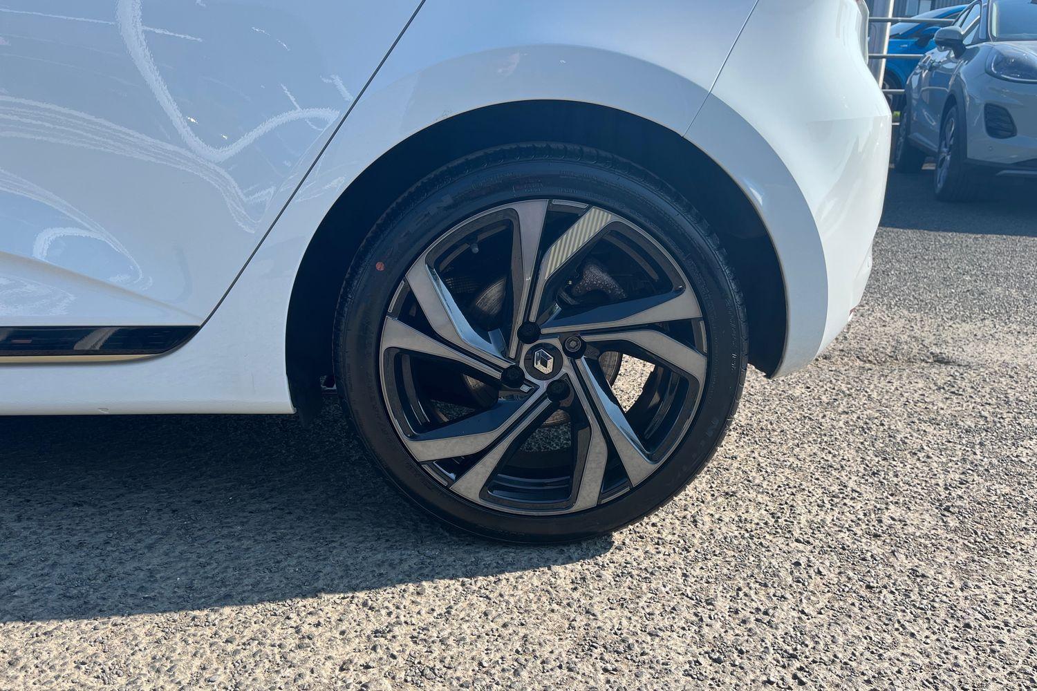 Renault CLIO Photo 27