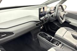 Volkswagen ID.3 Photo 2
