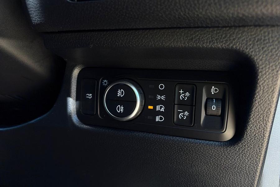 Ford RANGER Photo autoimg-957d17dc95ce745cdafdc9da0264a5da55266960.jpg