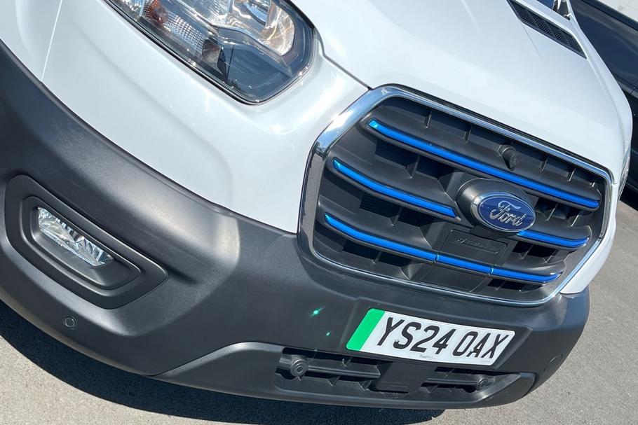 Used FORD E-TRANSIT YS24OAX 40