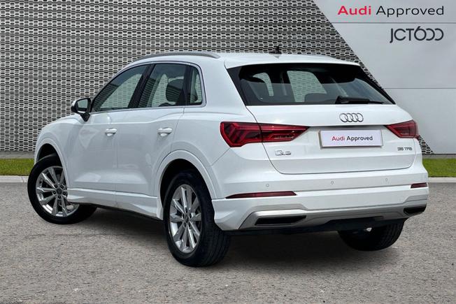 AUDI Q3 Photo 3