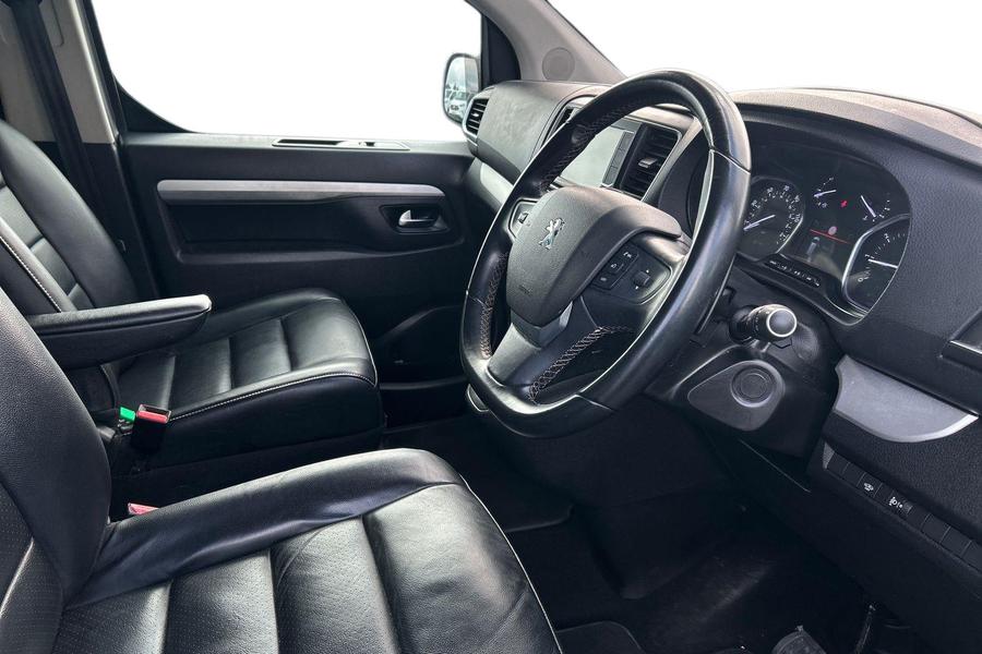 Peugeot TRAVELLER Photo autoimg-9583c8f99232404b1f8fee40e91d7e7d0a1ba0d2.jpg
