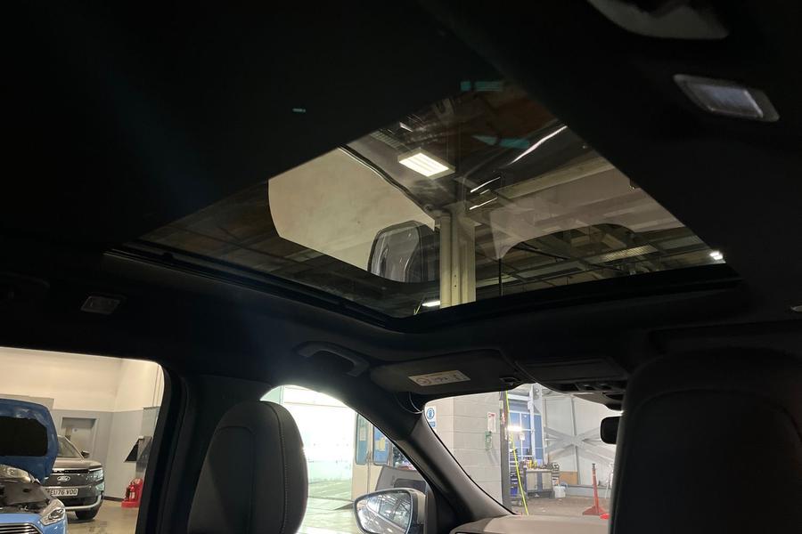 Ford KUGA Photo autoimg-9588d6e71752948639733d00ce723015e6b13639.jpg
