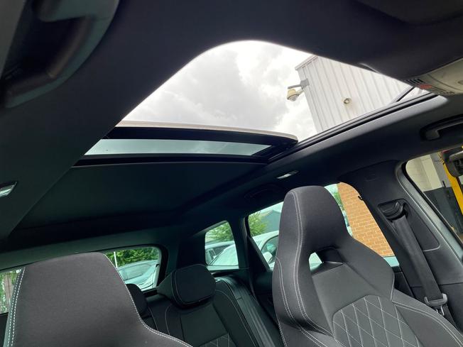 ŠKODA Karoq Photo 31