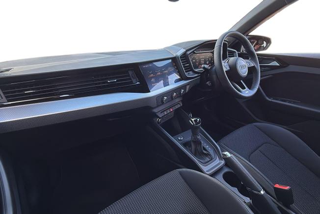 AUDI A1 Photo 2
