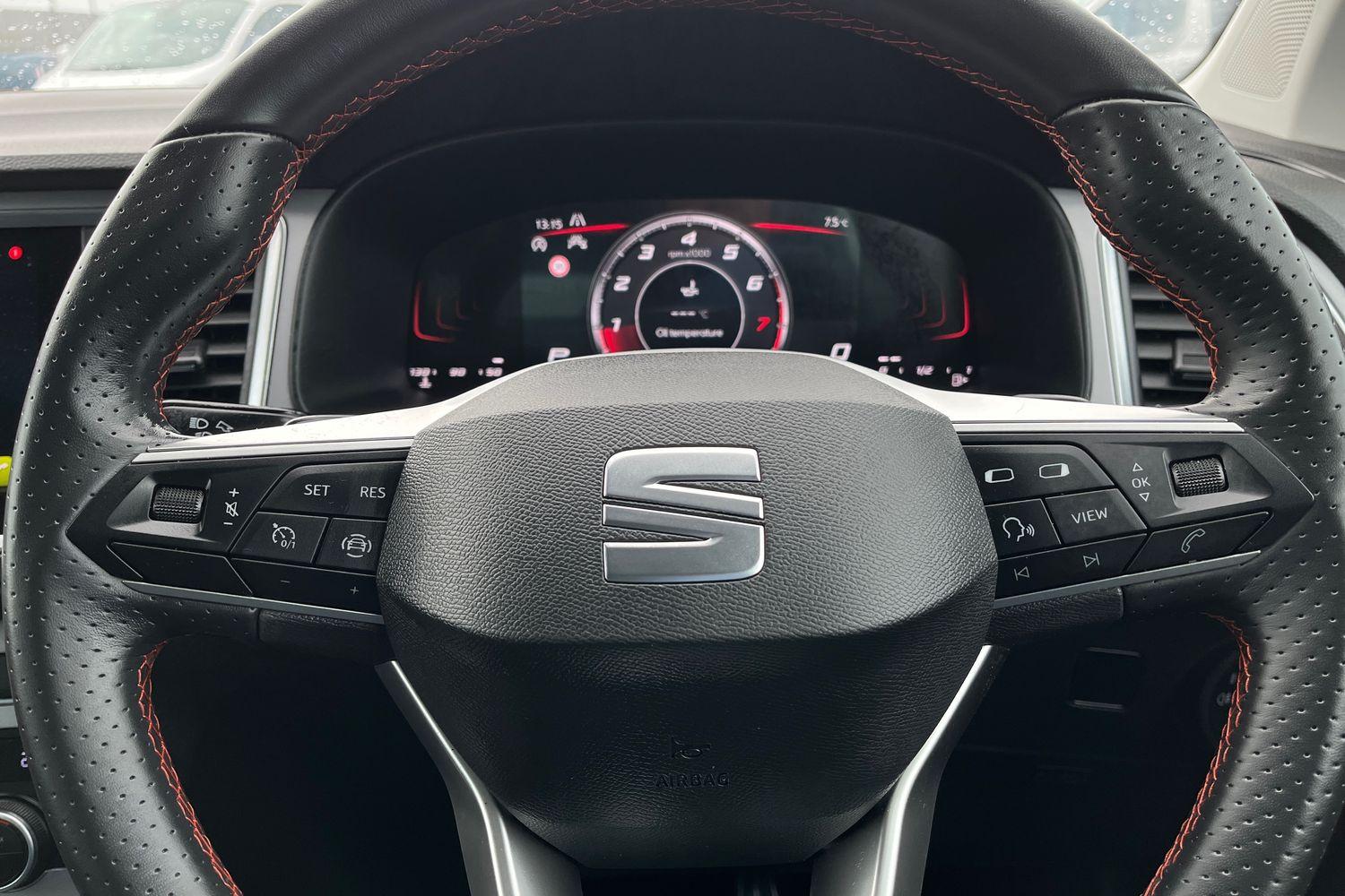 SEAT ATECA Photo 11