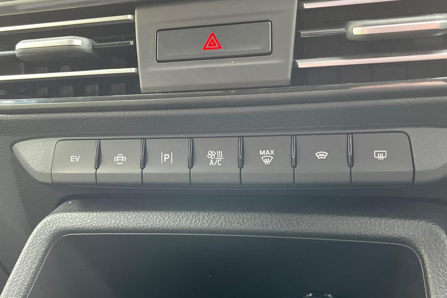 Used Ford TRANSIT CONNECT WV75YRN 34