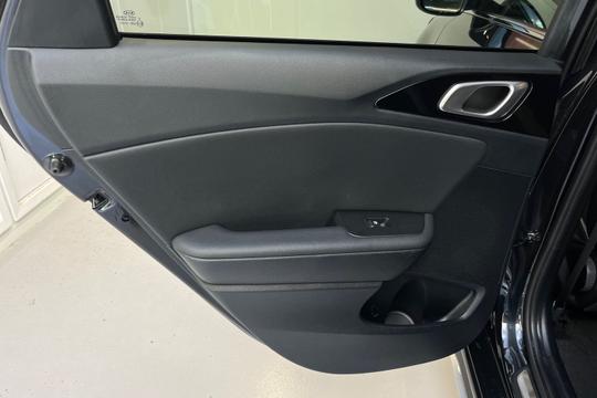 Kia Ceed Photo autoimg-95a0c1e6712934140697e11052fbc25f07984530.jpg