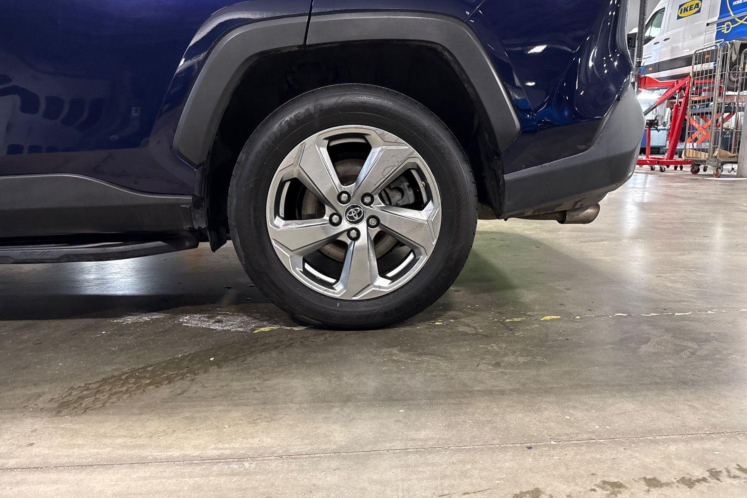 Toyota RAV4 Photo 7