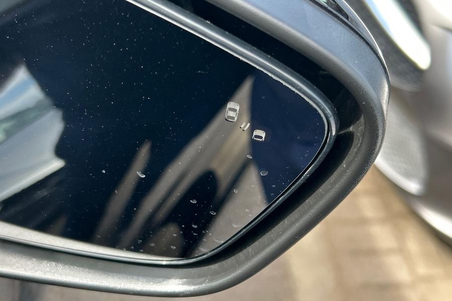 Ford Kuga Photo autoimg-95a1f95f7fd37e049fd8948cd180265dbc8228dc.jpg