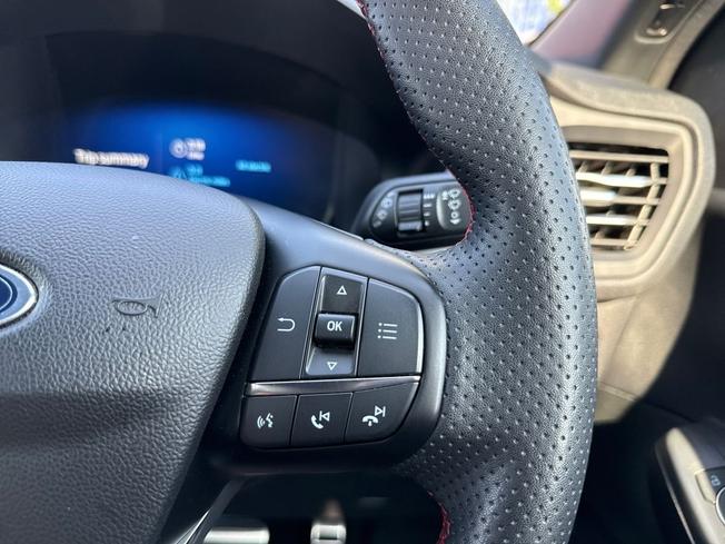 FORD Kuga Photo 17