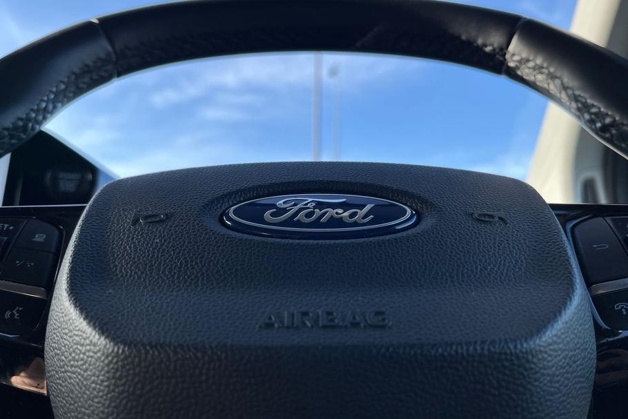 Used Ford TRANSIT CUSTOM EO24XNG 31