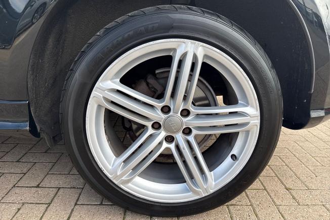 AUDI Q5 Photo 29
