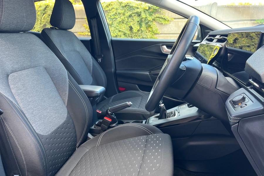 Ford PUMA Photo autoimg-95aab73163846613bb1d2eab7014175917bdcda0.jpg
