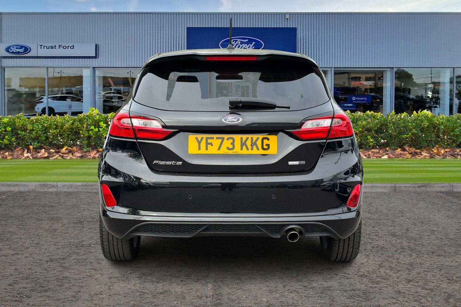 Ford FIESTA Photo 6