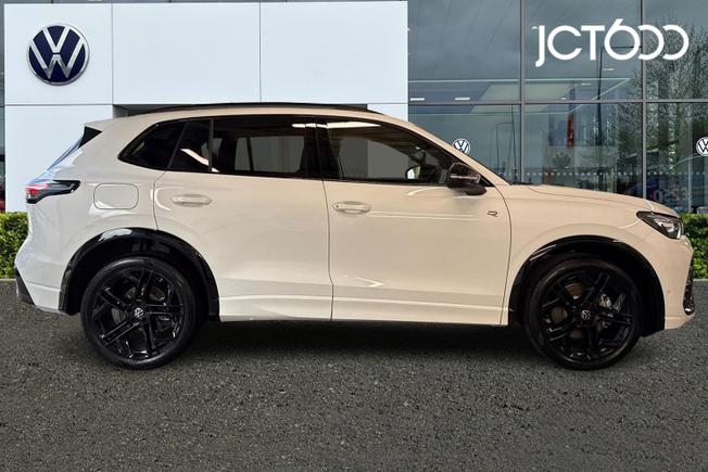 VOLKSWAGEN Tiguan Photo 4