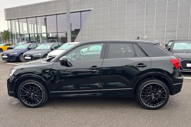Audi Q2 Photo 30