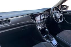 VOLKSWAGEN T-Roc Photo 2