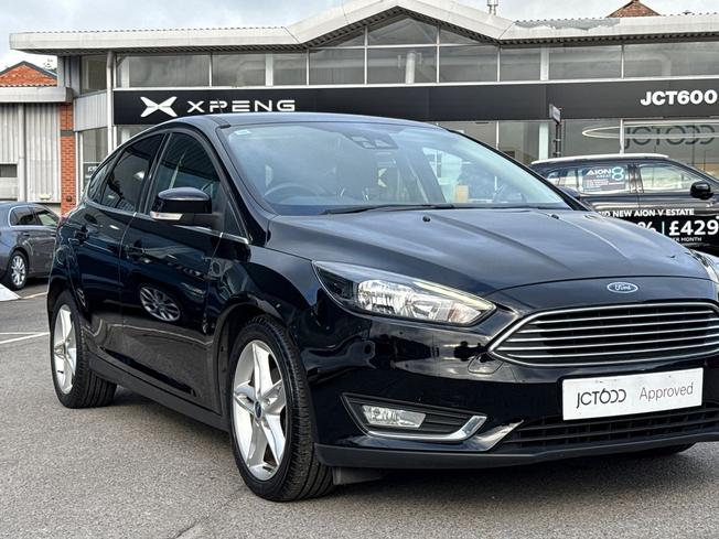 FORD Focus Photo 27