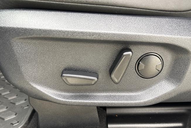VOLKSWAGEN Amarok Photo 33