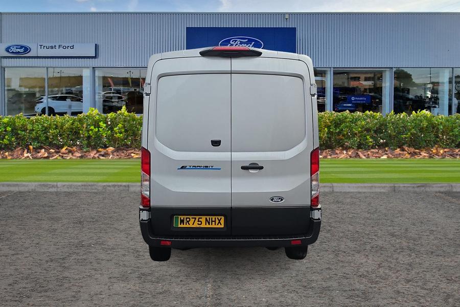 Ford E-TRANSIT Photo autoimg-95c0f38107aa9c9dd1acb825cb092f9ae2e3f325.jpg
