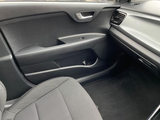 KIA Rio Photo 49