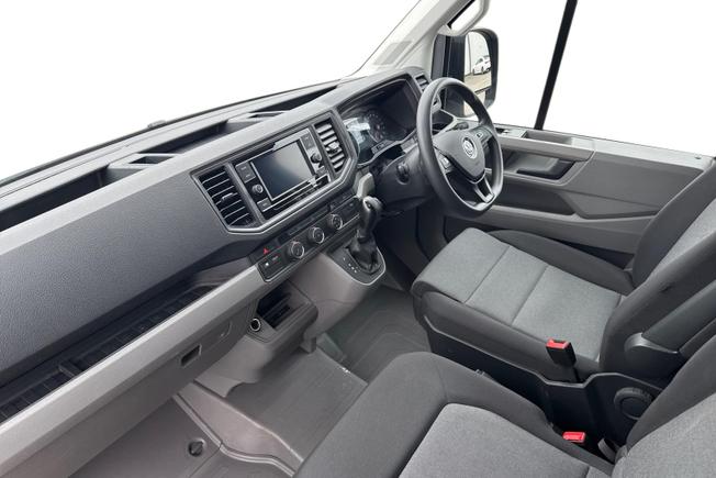 Volkswagen Crafter Photo 2