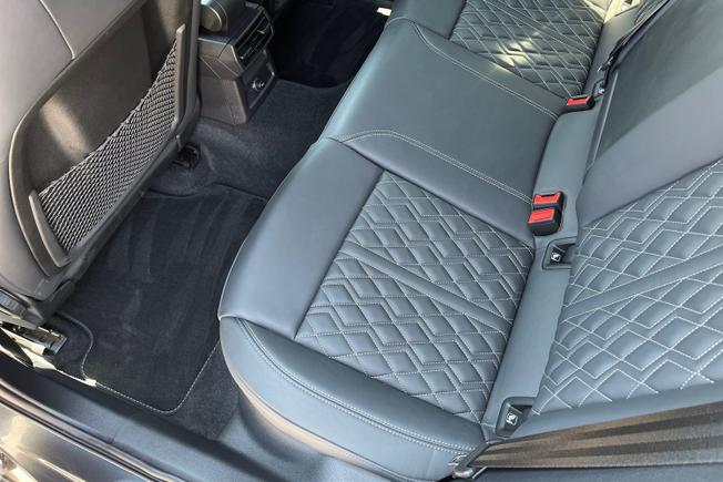 AUDI S3 Photo 45
