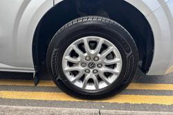VOLKSWAGEN Transporter Photo 5