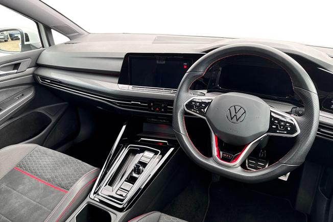 Volkswagen Golf Photo 6