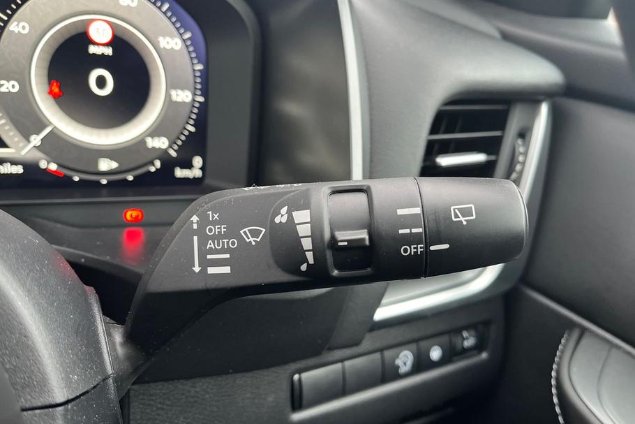 Used Nissan QASHQAI DU25BPK 15