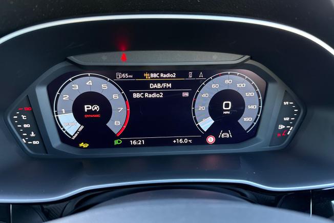 AUDI Q3 Photo 15