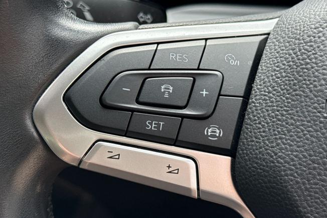 Volkswagen Golf Photo 16