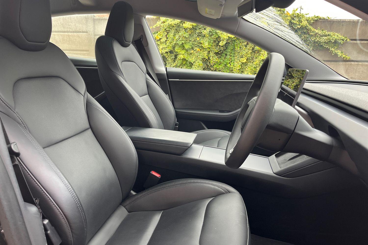 TESLA MODEL 3 Photo 16