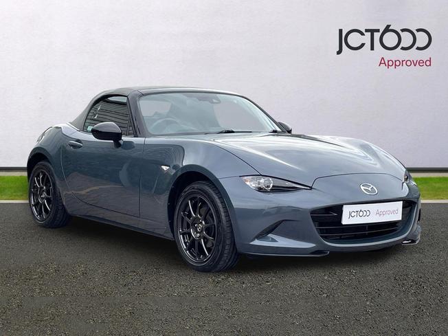 MAZDA MX-5 Photo 1