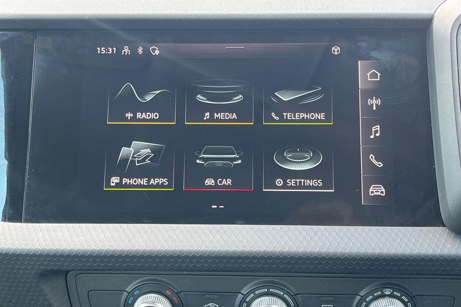 Audi A1 Photo autoimg-95f1d3f46b64740a6c8f7736ac65210c8c770ec9.jpg