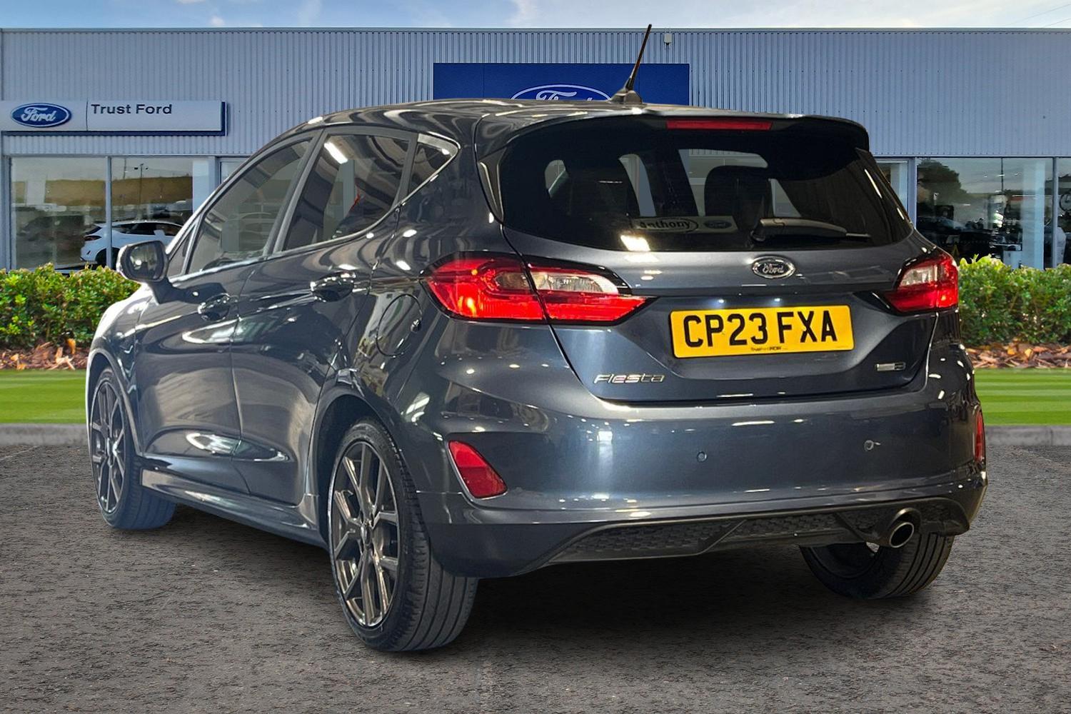 Ford FIESTA Photo 1