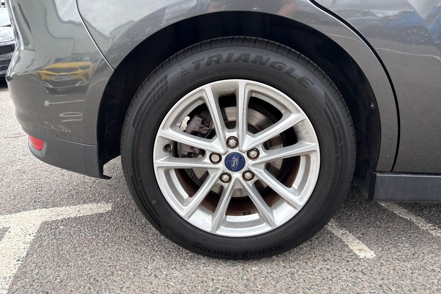 Ford C-Max Photo 7