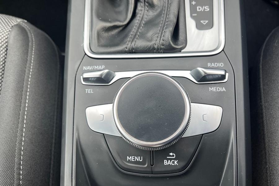 Audi Q2 Photo autoimg-95f7771c671876de2a255034fe5a1a8a448e8880.jpg