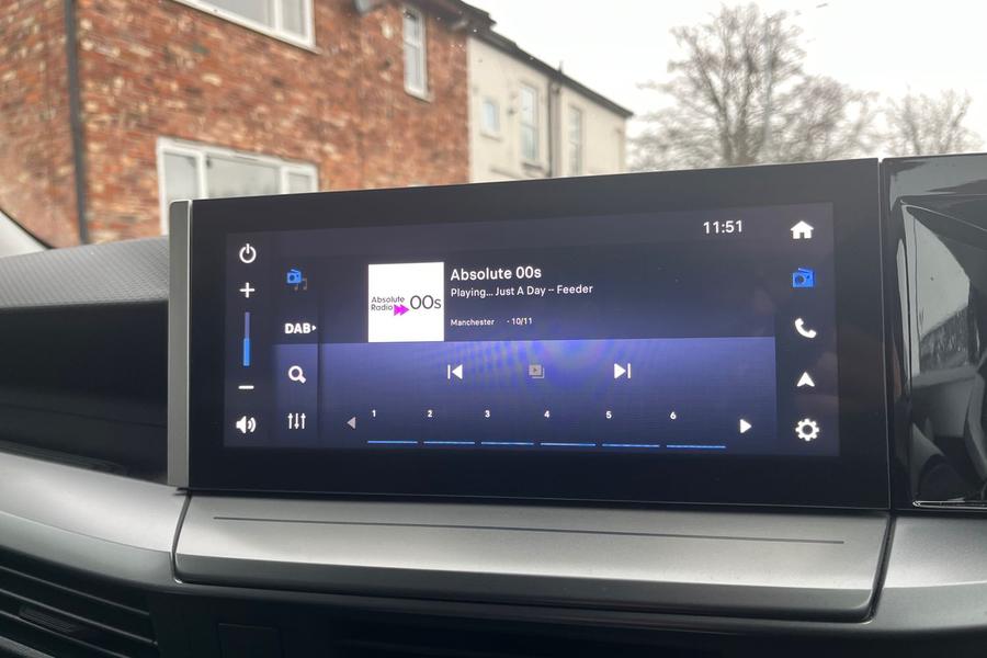 Vauxhall FRONTERA Photo autoimg-95f8fc82fb1ab4fd140d0b05bc00d8cb9e895297.jpg